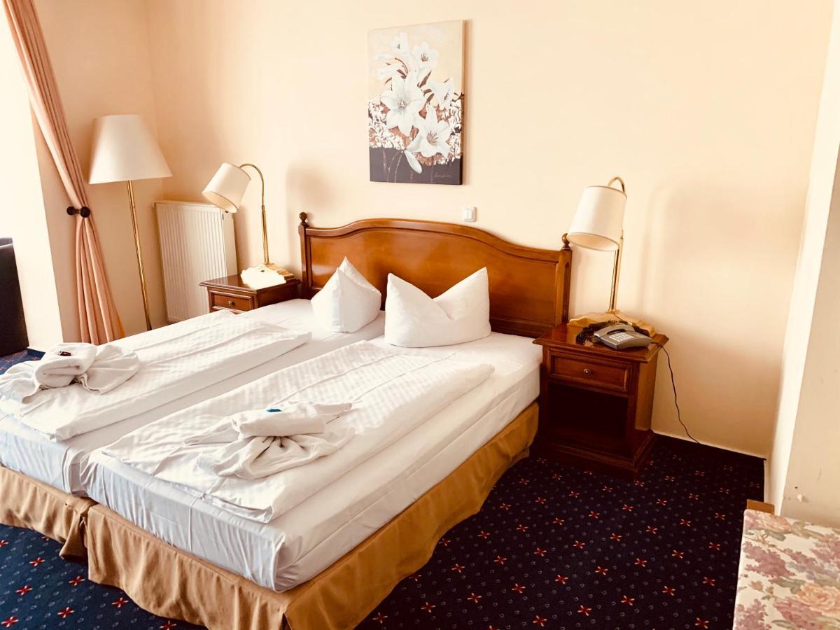 Hotel Bellevue Warnemuende Rostock Esterno foto